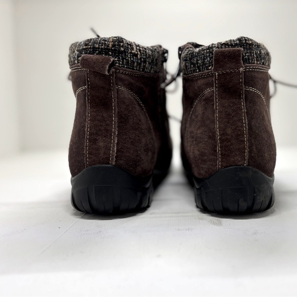 Propet Women's Delaney Ankle Boot - Picture 4 of 7